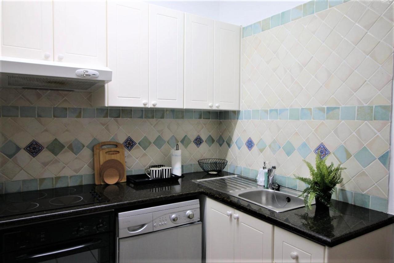 Cosea Living: Seaside 2 Bedroom Flat Kings Palace 209 Πάφος Εξωτερικό φωτογραφία