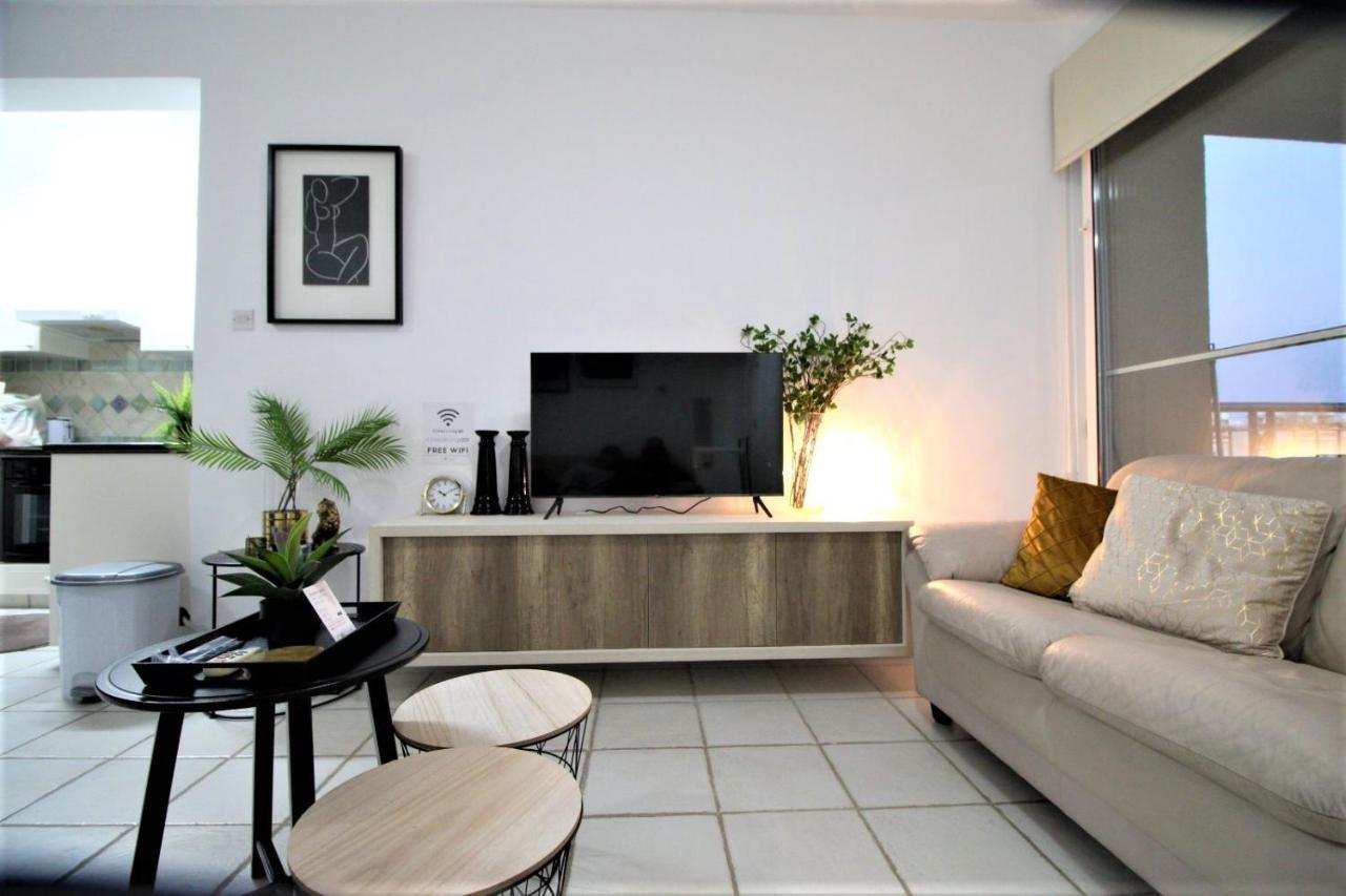 Cosea Living: Seaside 2 Bedroom Flat Kings Palace 209 Πάφος Εξωτερικό φωτογραφία